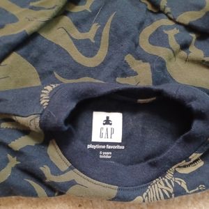 Baby Gap 5T dinosaur Long sleeve shirt